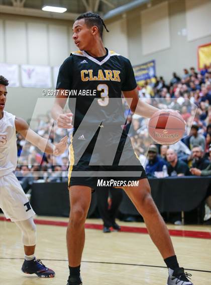 Thumbnail 2 in Pinnacle vs Clark (Hoophall West) photogallery.