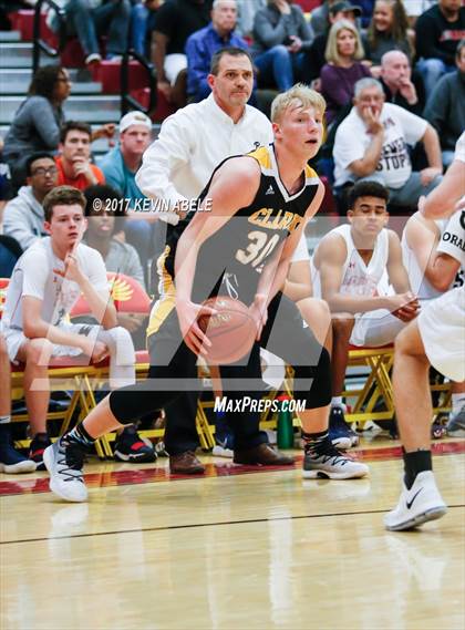 Thumbnail 1 in Pinnacle vs Clark (Hoophall West) photogallery.