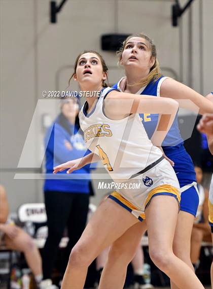 Thumbnail 1 in Pierce vs. Sutter (Jim Ernst Classic) photogallery.