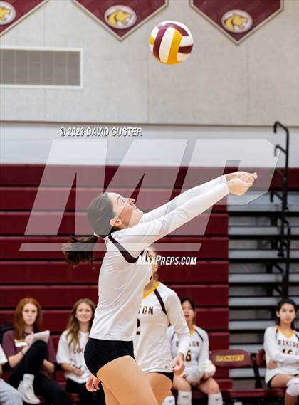 Thumbnail 1 in Westfield @ Oakton photogallery.