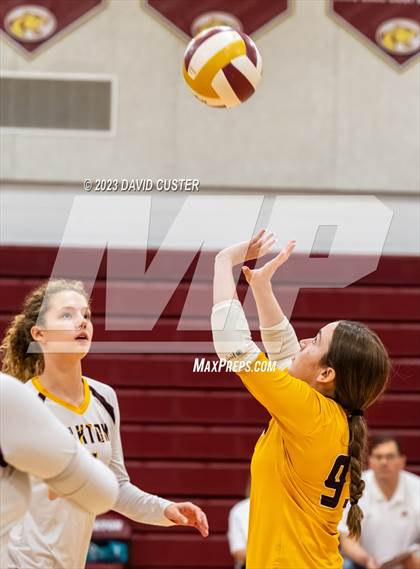 Thumbnail 3 in Westfield @ Oakton photogallery.