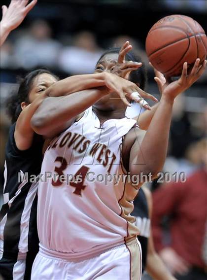 Thumbnail 2 in Stockdale vs. Clovis West (CIF CS D1 Final) photogallery.