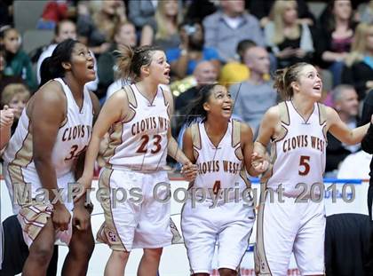 Thumbnail 3 in Stockdale vs. Clovis West (CIF CS D1 Final) photogallery.