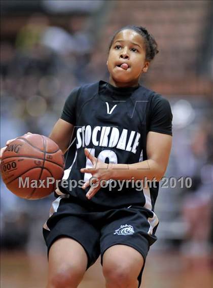 Thumbnail 2 in Stockdale vs. Clovis West (CIF CS D1 Final) photogallery.