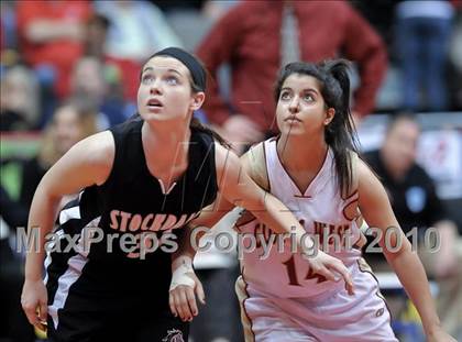 Thumbnail 3 in Stockdale vs. Clovis West (CIF CS D1 Final) photogallery.