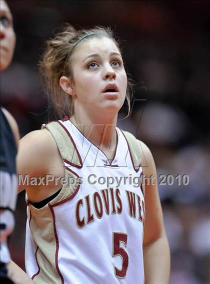 Thumbnail 3 in Stockdale vs. Clovis West (CIF CS D1 Final) photogallery.