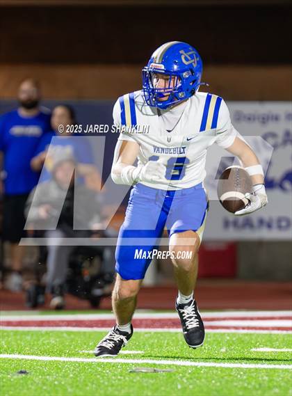 Thumbnail 1 in Vandebilt Catholic @ E.D. White photogallery.