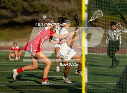 Thumbnail 2 in Mira Costa vs. Mater Dei photogallery.