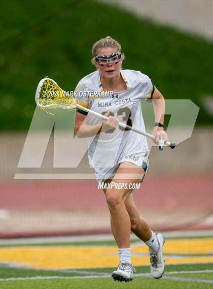 Thumbnail 1 in Mira Costa vs. Mater Dei photogallery.