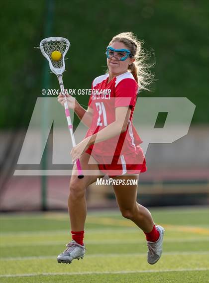 Thumbnail 1 in Mira Costa vs. Mater Dei photogallery.