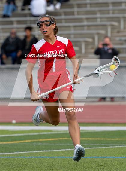 Thumbnail 2 in Mira Costa vs. Mater Dei photogallery.