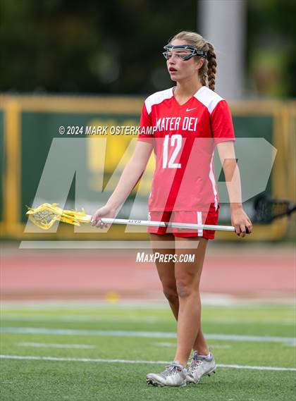 Thumbnail 1 in Mira Costa vs. Mater Dei photogallery.