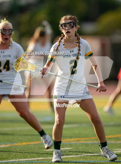 Thumbnail 1 in Mira Costa vs. Mater Dei photogallery.