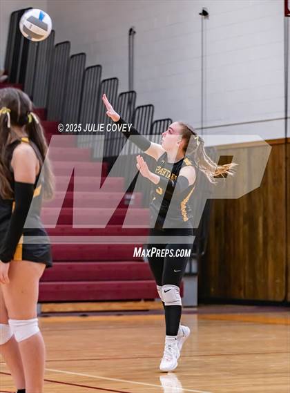 Thumbnail 3 in Frontier League Championship (B Division) photogallery.