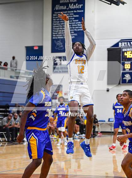 Thumbnail 3 in Chapel Hill vs Washington (UIL 4A Reg III Semifinal) photogallery.