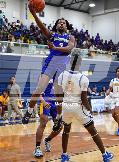 Thumbnail 1 in Chapel Hill vs Washington (UIL 4A Reg III Semifinal) photogallery.
