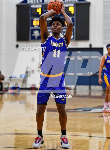 Thumbnail 3 in Chapel Hill vs Washington (UIL 4A Reg III Semifinal) photogallery.