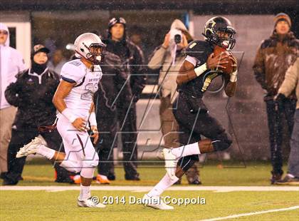 Thumbnail 2 in St. Peter's Prep vs. Paramus Catholic (NJSIAA Non-Public Group 4 Final) photogallery.