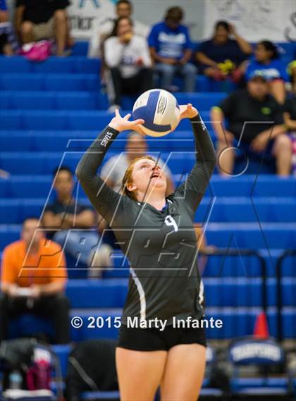 Thumbnail 1 in Richards School for Young Women Leaders vs. Hanna photogallery.
