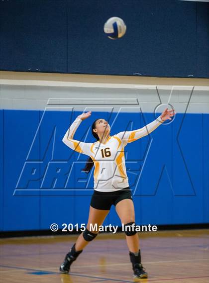 Thumbnail 1 in Richards School for Young Women Leaders vs. Hanna photogallery.