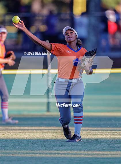 Thumbnail 2 in Parkview vs Buford (GHSA 7A State Tournament) photogallery.