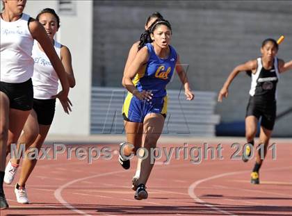 Thumbnail 3 in Del Rio League Varsity Track Finals photogallery.