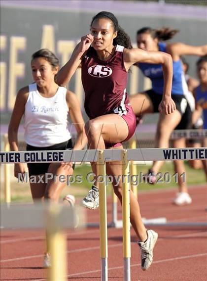 Thumbnail 2 in Del Rio League Varsity Track Finals photogallery.