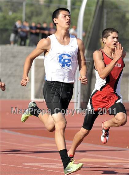 Thumbnail 1 in Del Rio League Varsity Track Finals photogallery.