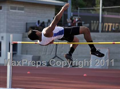 Thumbnail 1 in Del Rio League Varsity Track Finals photogallery.