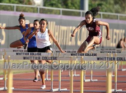 Thumbnail 2 in Del Rio League Varsity Track Finals photogallery.