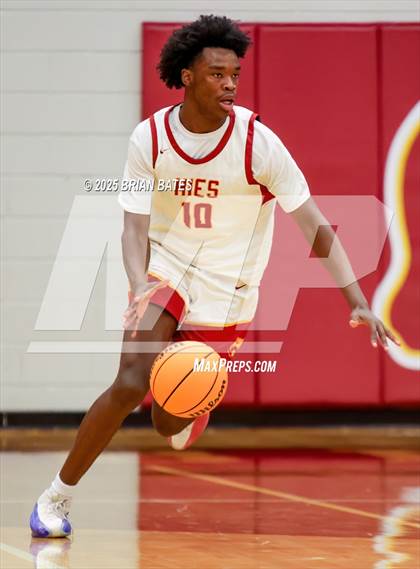 Thumbnail 1 in Holy Innocents Episcopal vs. Hebron Christian (GHSA Private Round 3) photogallery.