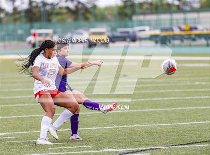 Thumbnail 1 in Port Neches-Groves vs. Manvel (UIL Soccer 5A Region 3 & 4 Bi-District) photogallery.