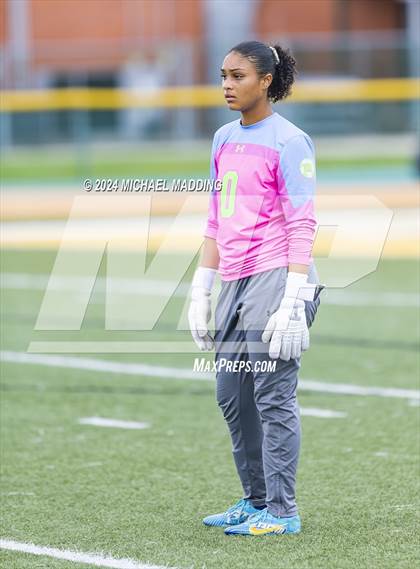 Thumbnail 1 in Port Neches-Groves vs. Manvel (UIL Soccer 5A Region 3 & 4 Bi-District) photogallery.