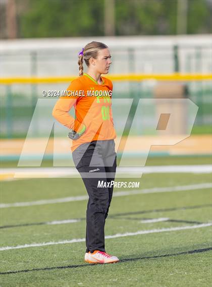 Thumbnail 2 in Port Neches-Groves vs. Manvel (UIL Soccer 5A Region 3 & 4 Bi-District) photogallery.