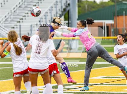 Thumbnail 3 in Port Neches-Groves vs. Manvel (UIL Soccer 5A Region 3 & 4 Bi-District) photogallery.
