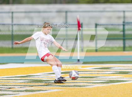 Thumbnail 1 in Port Neches-Groves vs. Manvel (UIL Soccer 5A Region 3 & 4 Bi-District) photogallery.