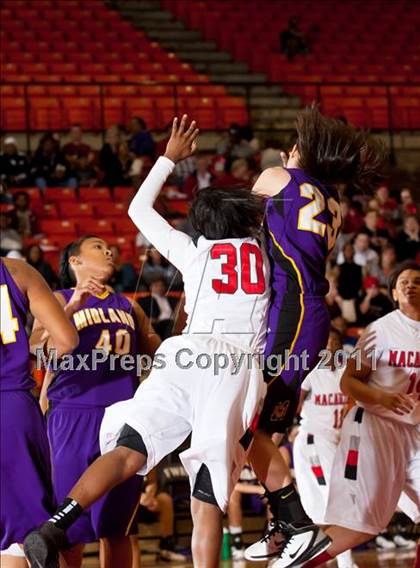 Thumbnail 1 in Midland vs. MacArthur (5A Regional Final Playoffs) photogallery.