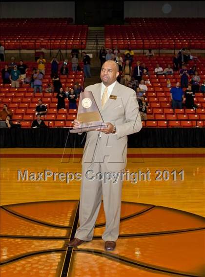 Thumbnail 2 in Midland vs. MacArthur (5A Regional Final Playoffs) photogallery.
