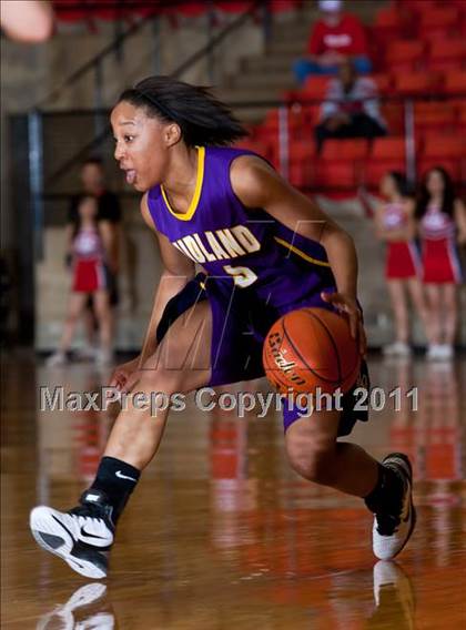 Thumbnail 2 in Midland vs. MacArthur (5A Regional Final Playoffs) photogallery.