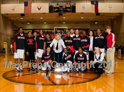 Thumbnail 2 in Midland vs. MacArthur (5A Regional Final Playoffs) photogallery.