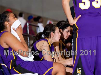Thumbnail 1 in Midland vs. MacArthur (5A Regional Final Playoffs) photogallery.