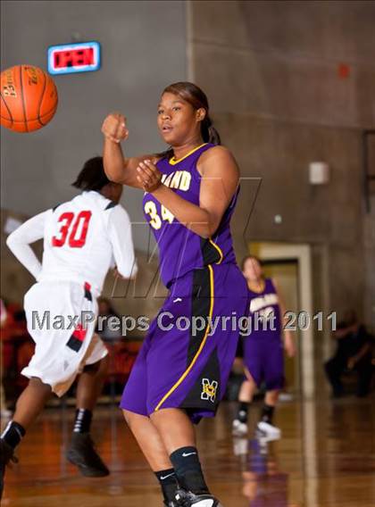 Thumbnail 3 in Midland vs. MacArthur (5A Regional Final Playoffs) photogallery.