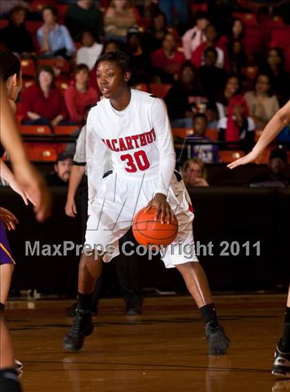 Thumbnail 1 in Midland vs. MacArthur (5A Regional Final Playoffs) photogallery.
