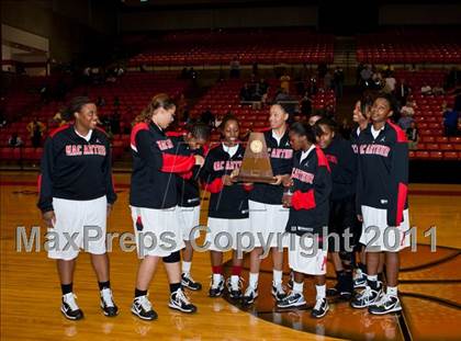 Thumbnail 1 in Midland vs. MacArthur (5A Regional Final Playoffs) photogallery.