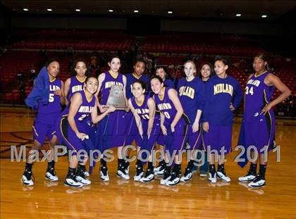 Thumbnail 2 in Midland vs. MacArthur (5A Regional Final Playoffs) photogallery.