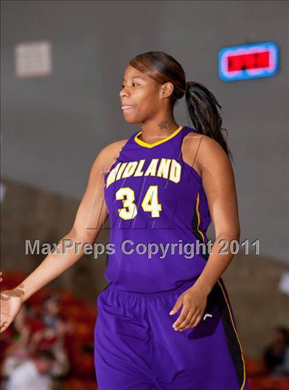 Thumbnail 2 in Midland vs. MacArthur (5A Regional Final Playoffs) photogallery.