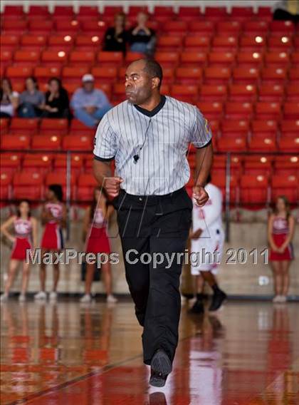 Thumbnail 3 in Midland vs. MacArthur (5A Regional Final Playoffs) photogallery.