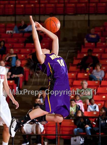 Thumbnail 2 in Midland vs. MacArthur (5A Regional Final Playoffs) photogallery.