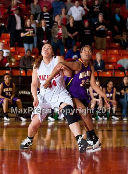 Thumbnail 2 in Midland vs. MacArthur (5A Regional Final Playoffs) photogallery.