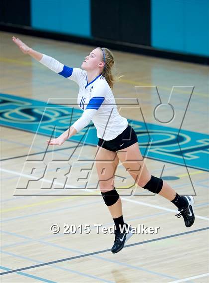 Thumbnail 1 in Saint Francis vs. Presentation (CIF CCS D2 Semifinal) photogallery.